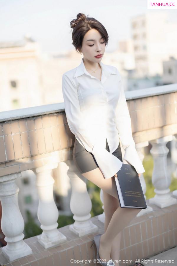 [XiuRen]高清写真图 2023.06.30 No.7002 徐莉芝Booty 美腿丝袜